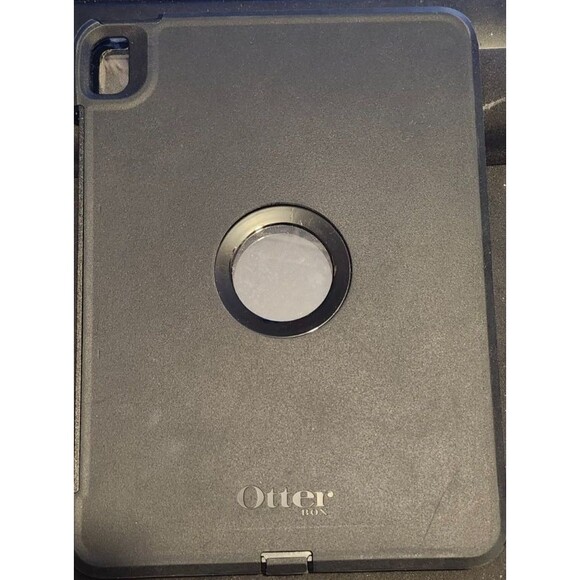 OtterBox Defender Case for iPad 9.7” – Air 1/2, Pro, 5th/6th Gen – Black - Picture 1 of 16